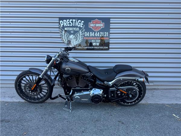 2016 HARLEY-DAVIDSON BREAKOUT