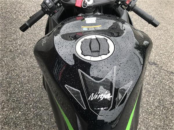 2025 Kawasaki Ninja ZX-6R