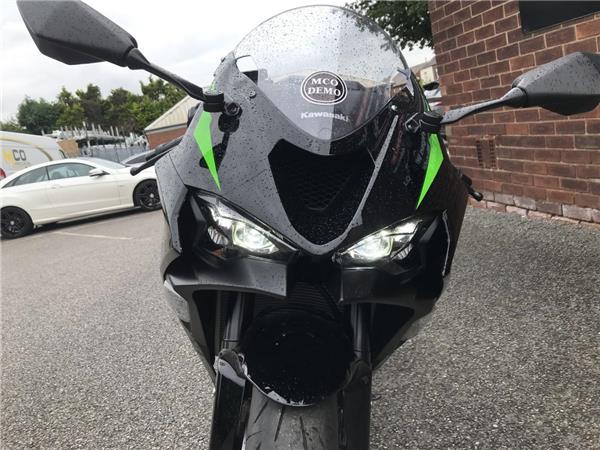 2025 Kawasaki Ninja ZX-6R