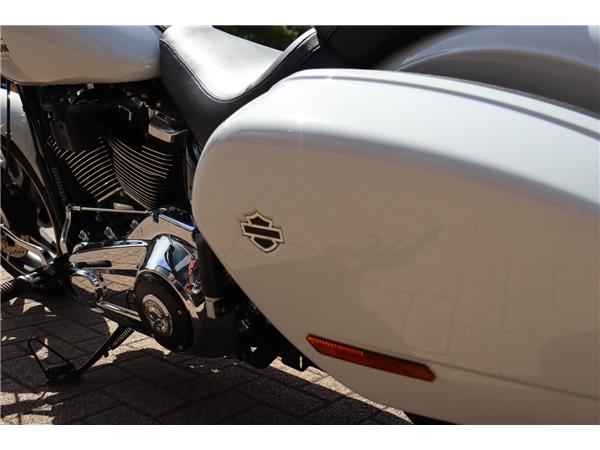2021 HARLEY-DAVIDSON SOFTAIL FLSB SPORT GLIDE