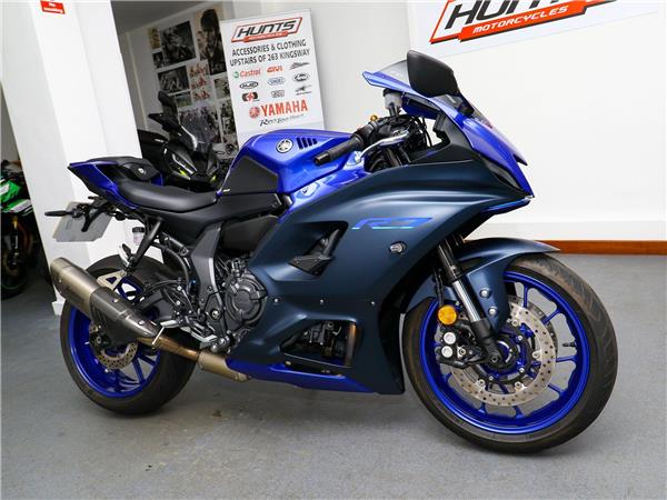2023 Yamaha R7