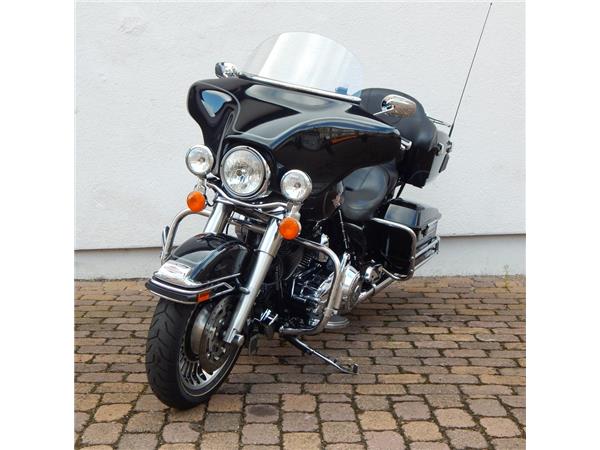 FLHTC E-GLIDE CLASSIC 