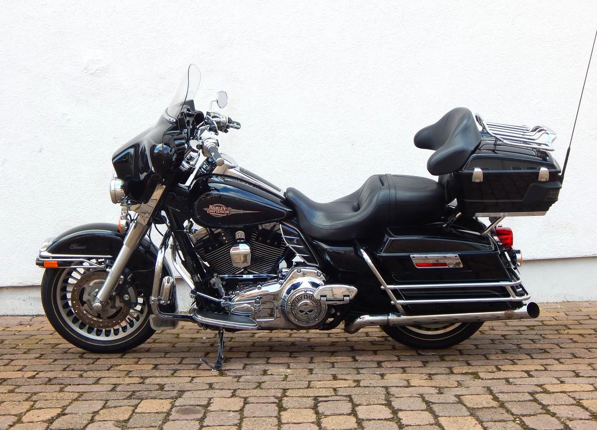 FLHTC E-GLIDE CLASSIC 