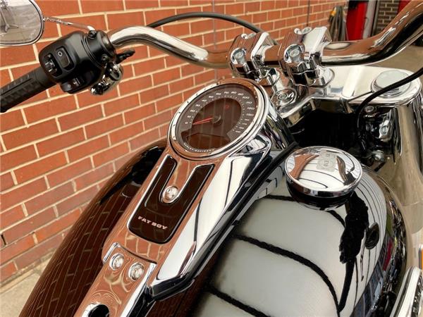 2025 HARLEY-DAVIDSON SOFTAIL FLSTF FAT BOY