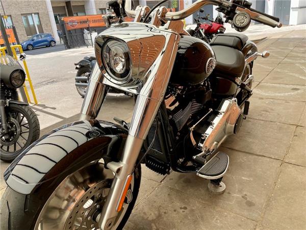 2025 HARLEY-DAVIDSON SOFTAIL FLSTF FAT BOY