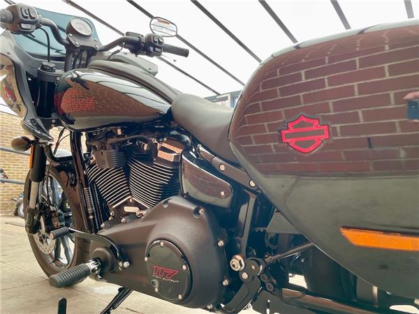 2025 HARLEY-DAVIDSON LOW RIDER ST