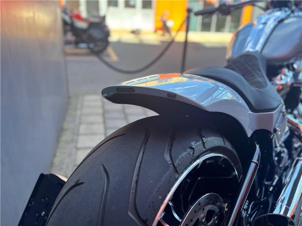2023 Harley-Davidson Softail Breakout FXBR