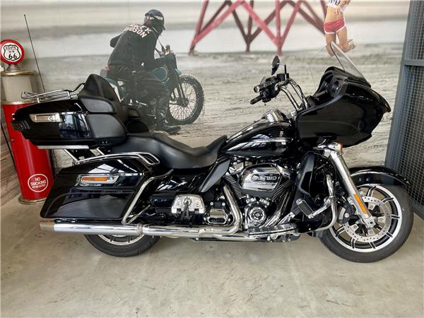 2019 HARLEY-DAVIDSON ROAD GLIDE