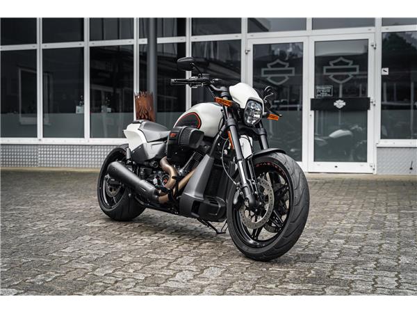 Harley-Davidson Kiel FXDRS 114 CUI - KESSTECH - SEITLICHER KZH
