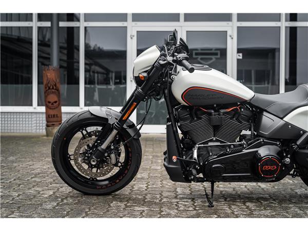 Harley-Davidson Kiel FXDRS 114 CUI - KESSTECH - SEITLICHER KZH