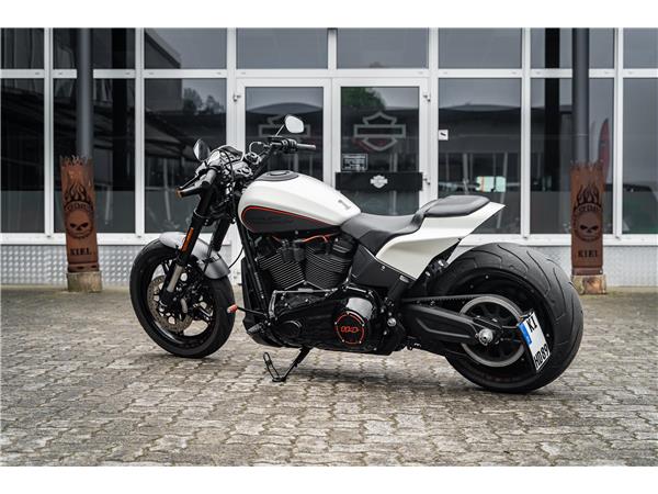 Harley-Davidson Kiel FXDRS 114 CUI - KESSTECH - SEITLICHER KZH