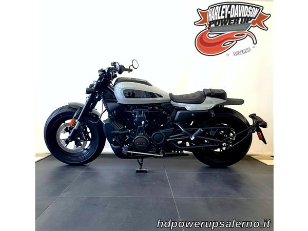 HARLEY-DAVIDSON SPORTSTER S