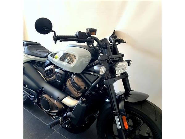 HARLEY-DAVIDSON SPORTSTER S