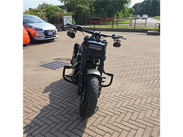 Harley-Davidson Softail FAT BOB 114