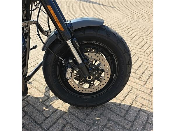 Harley-Davidson Softail FAT BOB 114