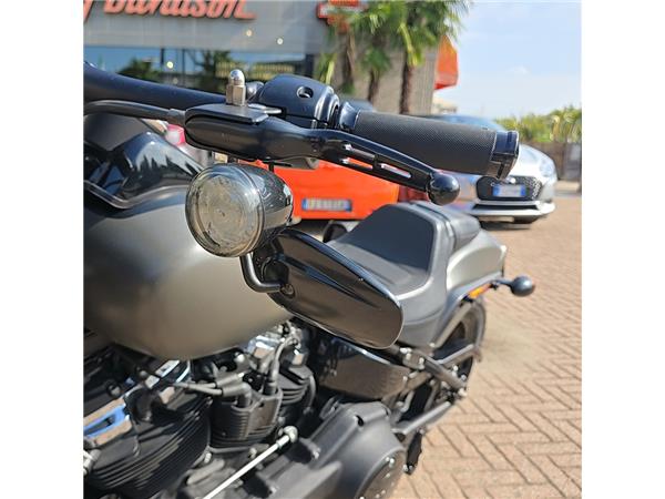 Harley-Davidson Softail FAT BOB 114