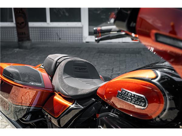 Harley-Davidson Kiel CVO Street Glide FLHXSE 121 cui - Jekill -