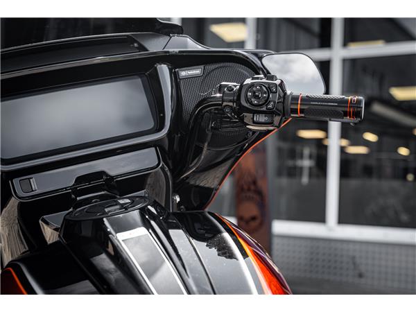 Harley-Davidson Kiel CVO Street Glide FLHXSE 121 cui - Jekill -
