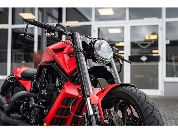 Harley-Davidson Kiel VRSCDX Night Rod Special - NLC 300er UMBAU -