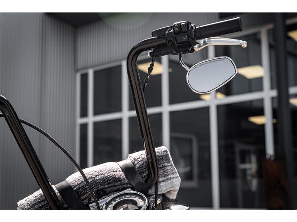 Harley-Davidson Kiel FLHC Heritage - Chicano Umbau - Motorumbau -