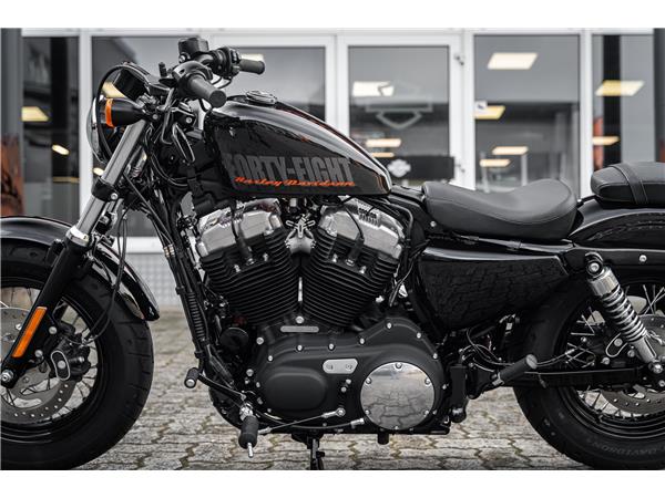 Harley-Davidson Kiel XL1200X SPORTSTER FORTY-EIGHT - JEKILL & HYDE -