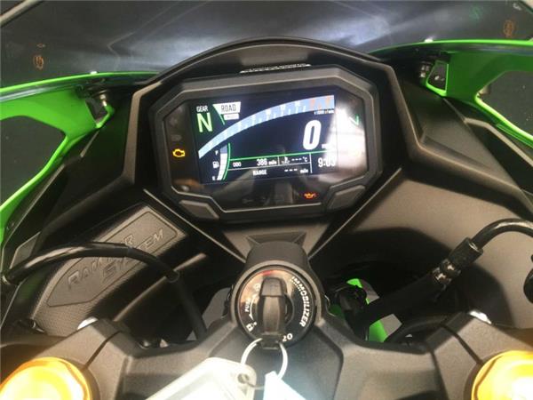 2025 Kawasaki NINJA ZX-4RR LIME GREEN