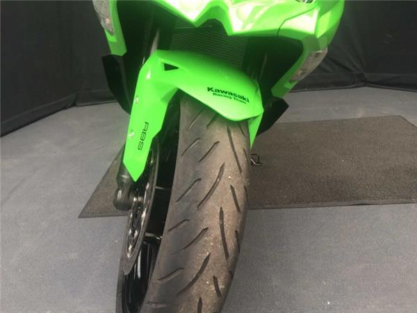 2025 Kawasaki NINJA ZX-4RR LIME GREEN