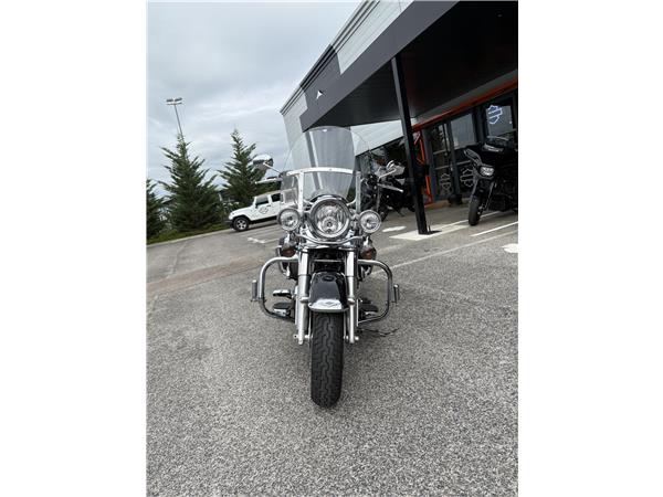 2018 HARLEY-DAVIDSON ROAD KING