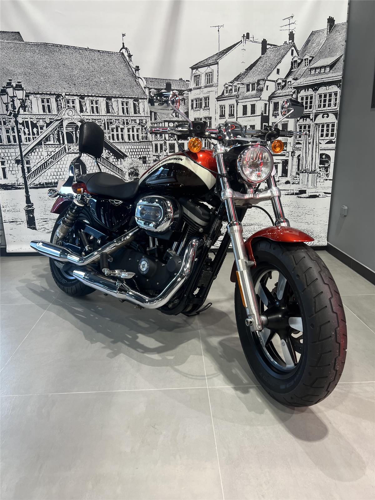 2013 HARLEY-DAVIDSON CUSTOM