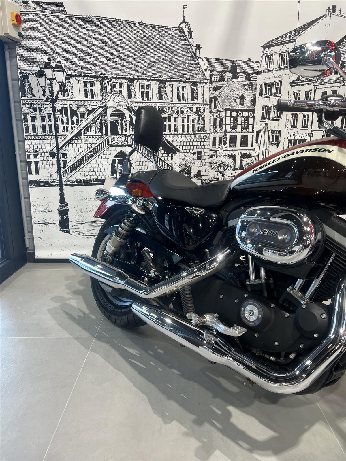 2013 HARLEY-DAVIDSON CUSTOM