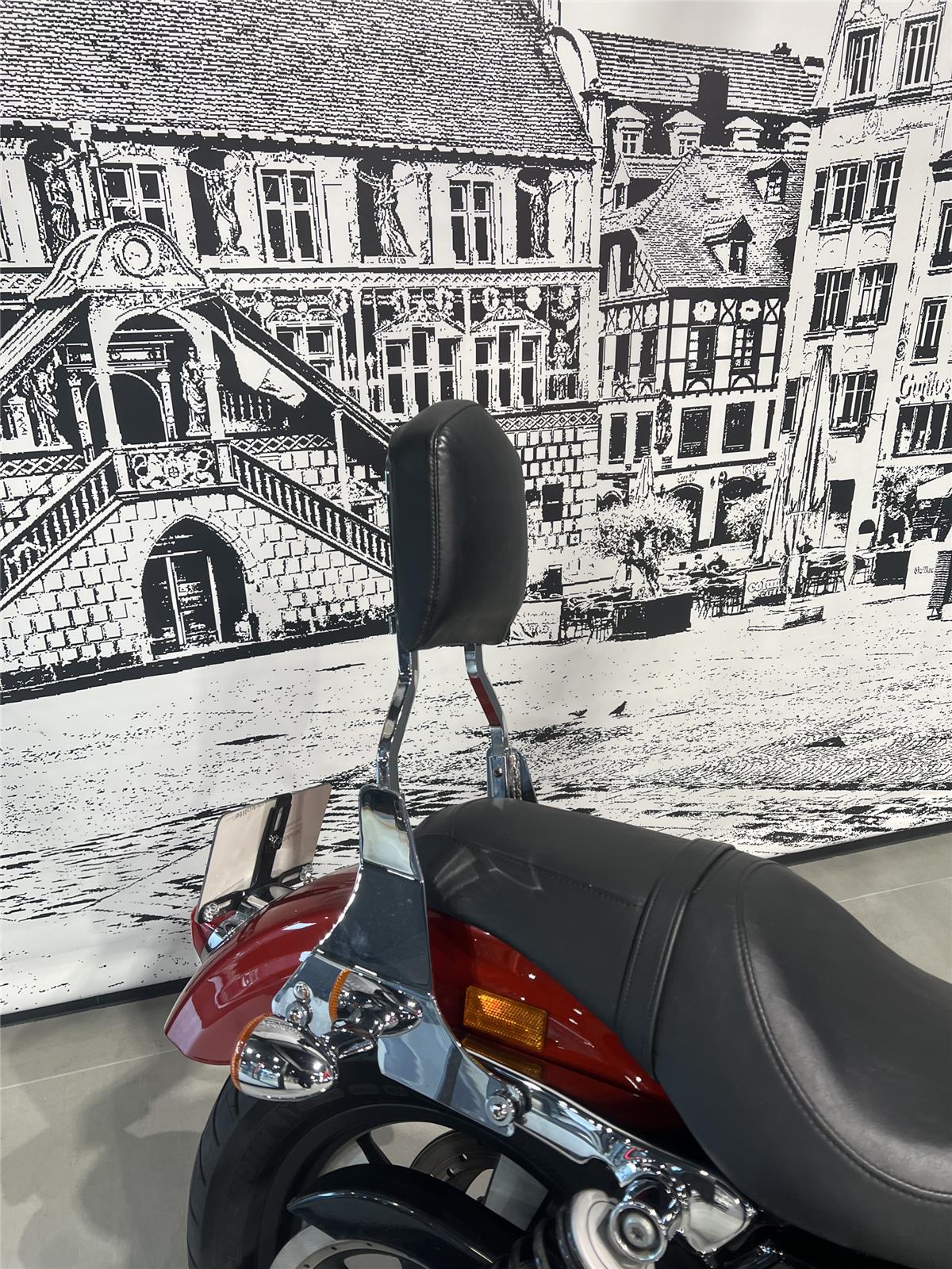 2013 HARLEY-DAVIDSON CUSTOM