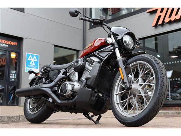 2025 HARLEY-DAVIDSON NIGHTSTER SPECIAL