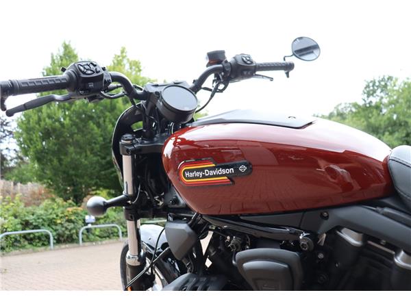 2025 HARLEY-DAVIDSON NIGHTSTER SPECIAL