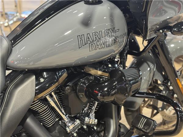 2022 Road Glide ST