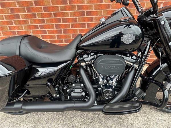 2025 Harley-Davidson Road King Special 1868 24
