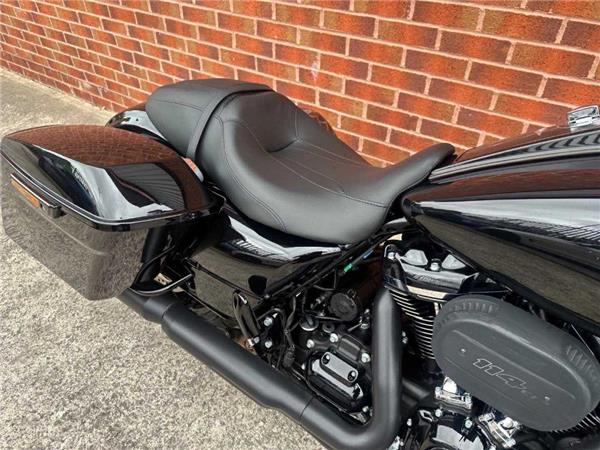 2025 Harley-Davidson Road King Special 1868 24