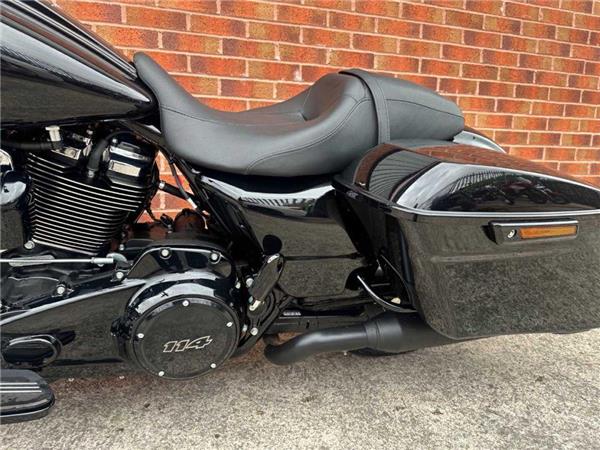 2025 Harley-Davidson Road King Special 1868 24