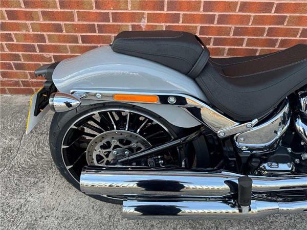 2025 Harley-Davidson Breakout 1923 25