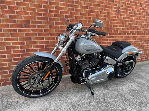 2025 Harley-Davidson Breakout 1923 25