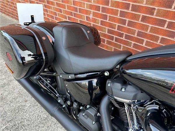 2025 Harley-Davidson LOW RIDER ST