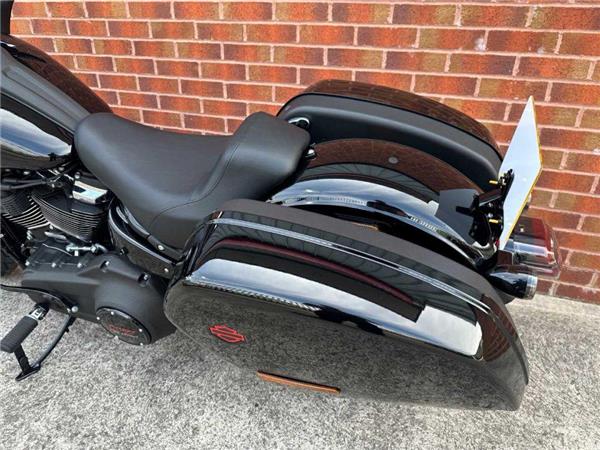 2025 Harley-Davidson LOW RIDER ST