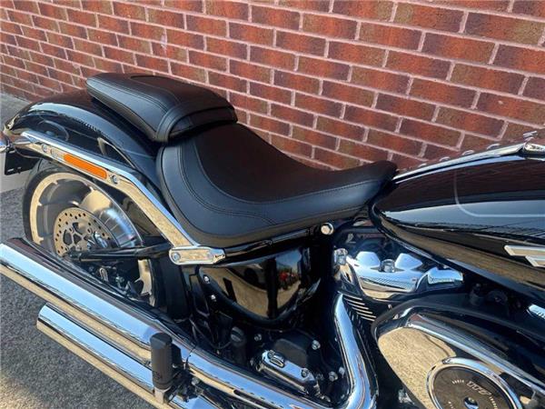 2025 Harley-Davidson FLFB FAT BOY