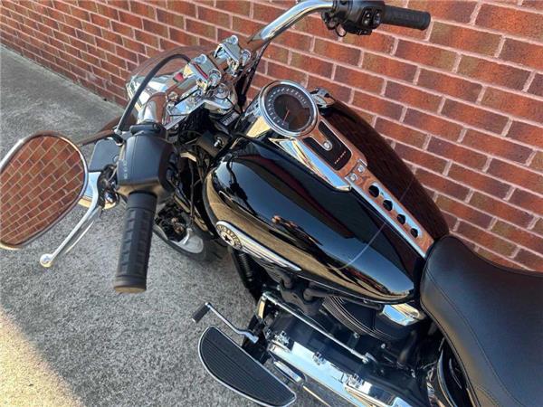 2025 Harley-Davidson FLFB FAT BOY