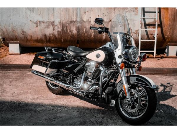 Police Road King 