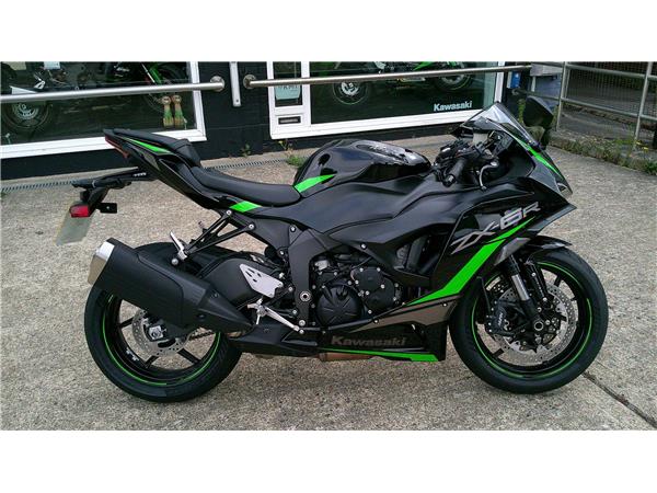 2025 Kawasaki Ninja ZX-6R