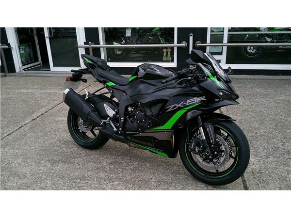 2025 Kawasaki Ninja ZX-6R