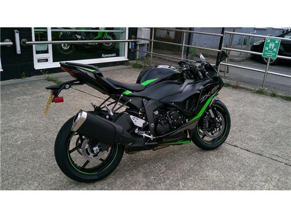 2025 Kawasaki Ninja ZX-6R
