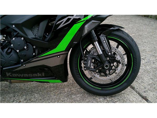 2025 Kawasaki Ninja ZX-6R