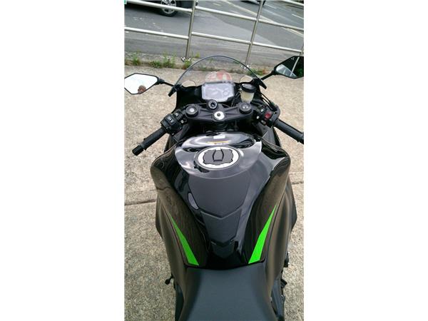 2025 Kawasaki Ninja ZX-6R