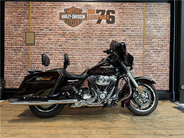 2011 HARLEY-DAVIDSON STREET GLIDE